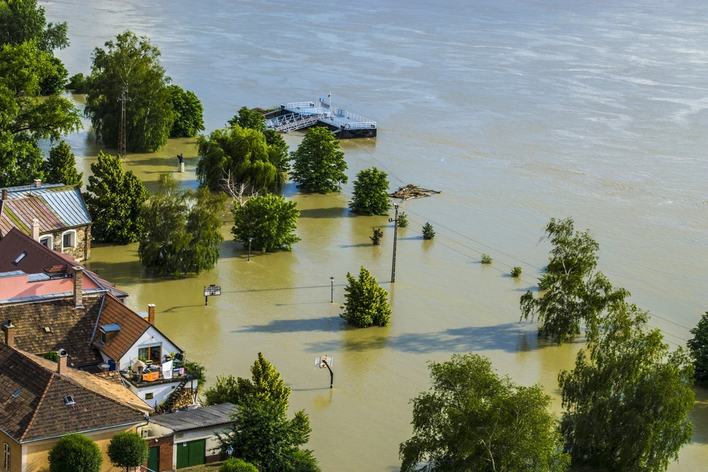 Free coastal flooding image